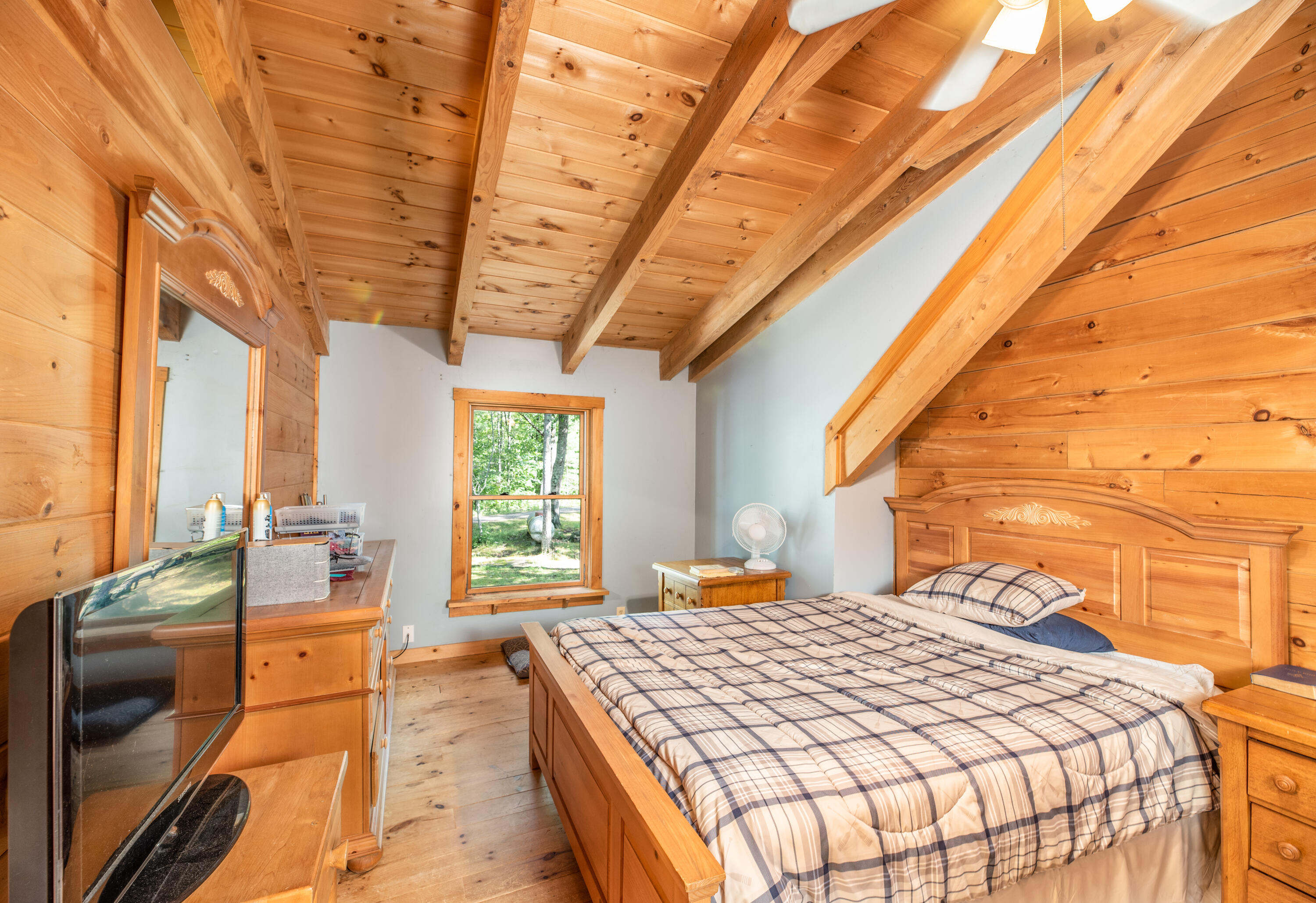 210 Ingraham Mountain Road Augusta, ME 04330 - Photo 16 of 22 Interior11