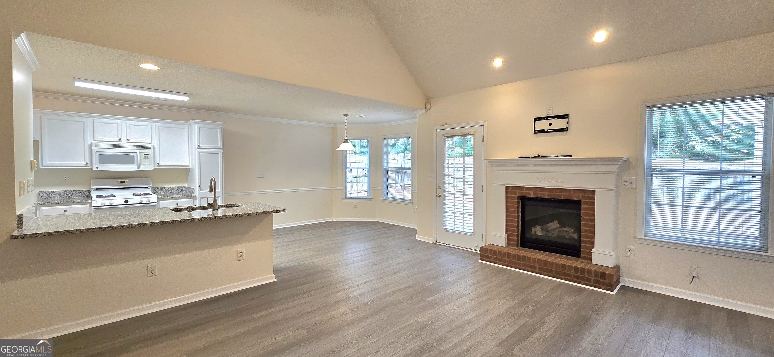 2 Mill Ridge Place Newnan, GA 30263 - Photo 5 of 44 Gallery Image 5