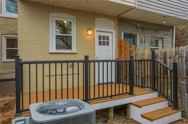 $2,595 | 5619 Hays Street, Pittsburgh, PA 15206
