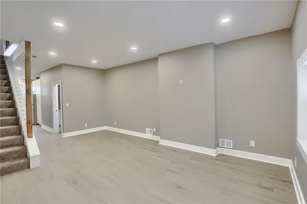 $2,595 | 5619 Hays Street, Pittsburgh, PA 15206