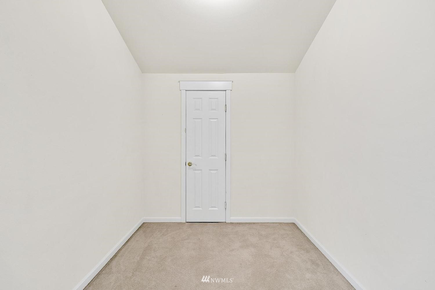 91 East Soderberg Road, Unit E14 Allyn, WA 98524 - Photo 31 of 40 a view of an empty room
