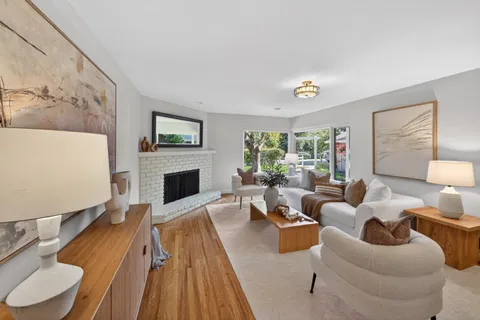 $3,985,000 | 26 Sevilla Drive, Los Altos, CA 94022