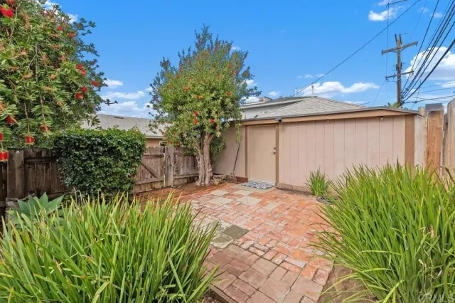 $2,215,000 | 2409 Newcastle Avenue, Unit A&B, Cardiff-by-the-Sea, CA 92007