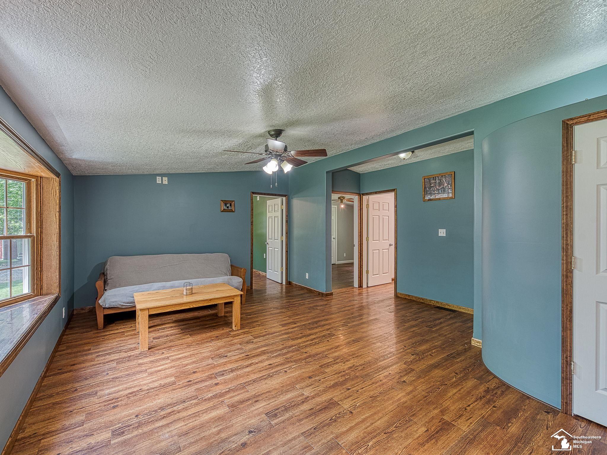13313 Wanty Road Milan, MI 48160 - Photo 8 of 46