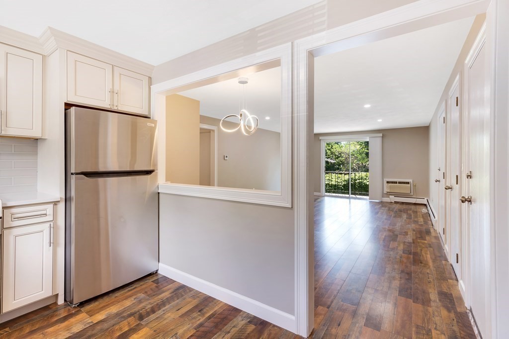 83 R Hobart Street, Unit D4 Danvers, MA 01923 - Photo 9 of 18 Gallery Image 9