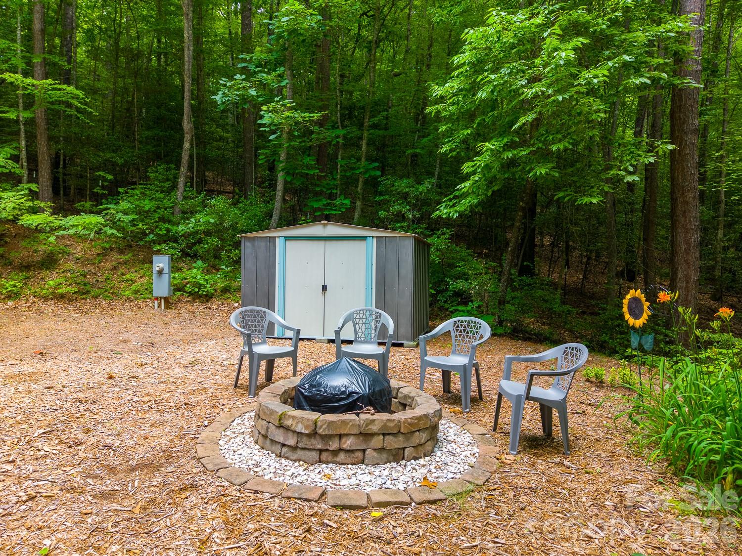 243 Jonquil Wds Road Franklin, NC 28734 - Photo 36 of 48