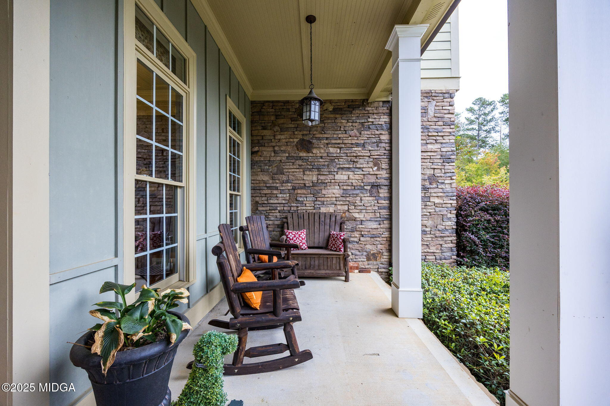 120 Homestead Circle Forsyth, GA 31029 - Photo 2 of 68 IMG_3934