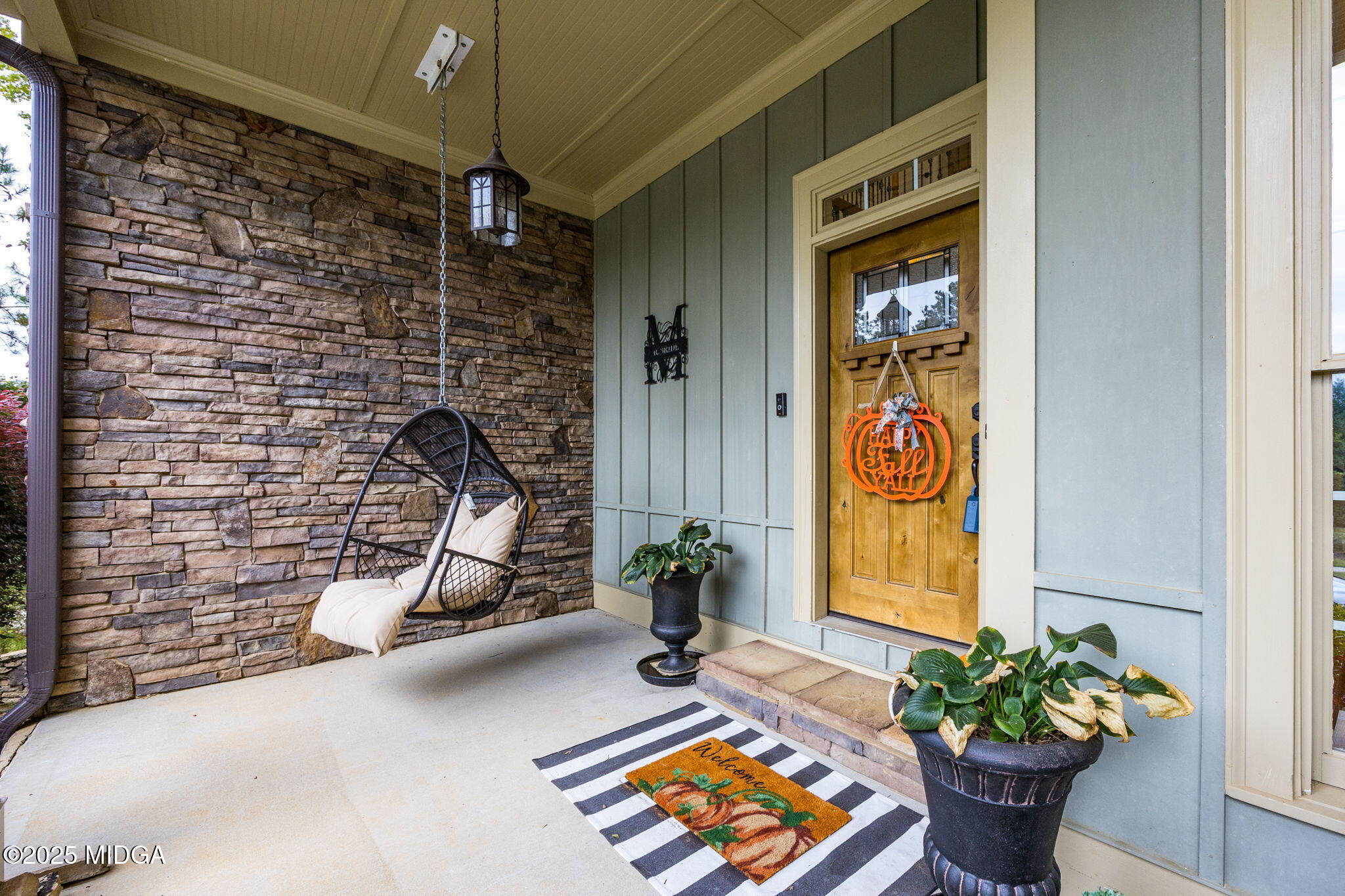 120 Homestead Circle Forsyth, GA 31029 - Photo 3 of 68 IMG_3935