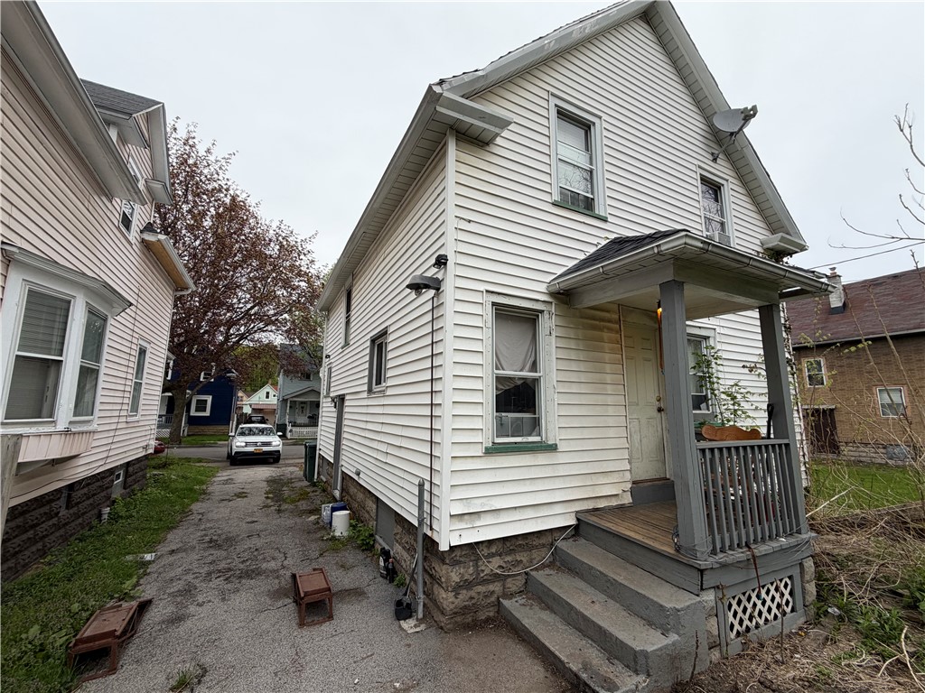89 Durnan Street Rochester, NY 14621 - Photo 3 of 3
