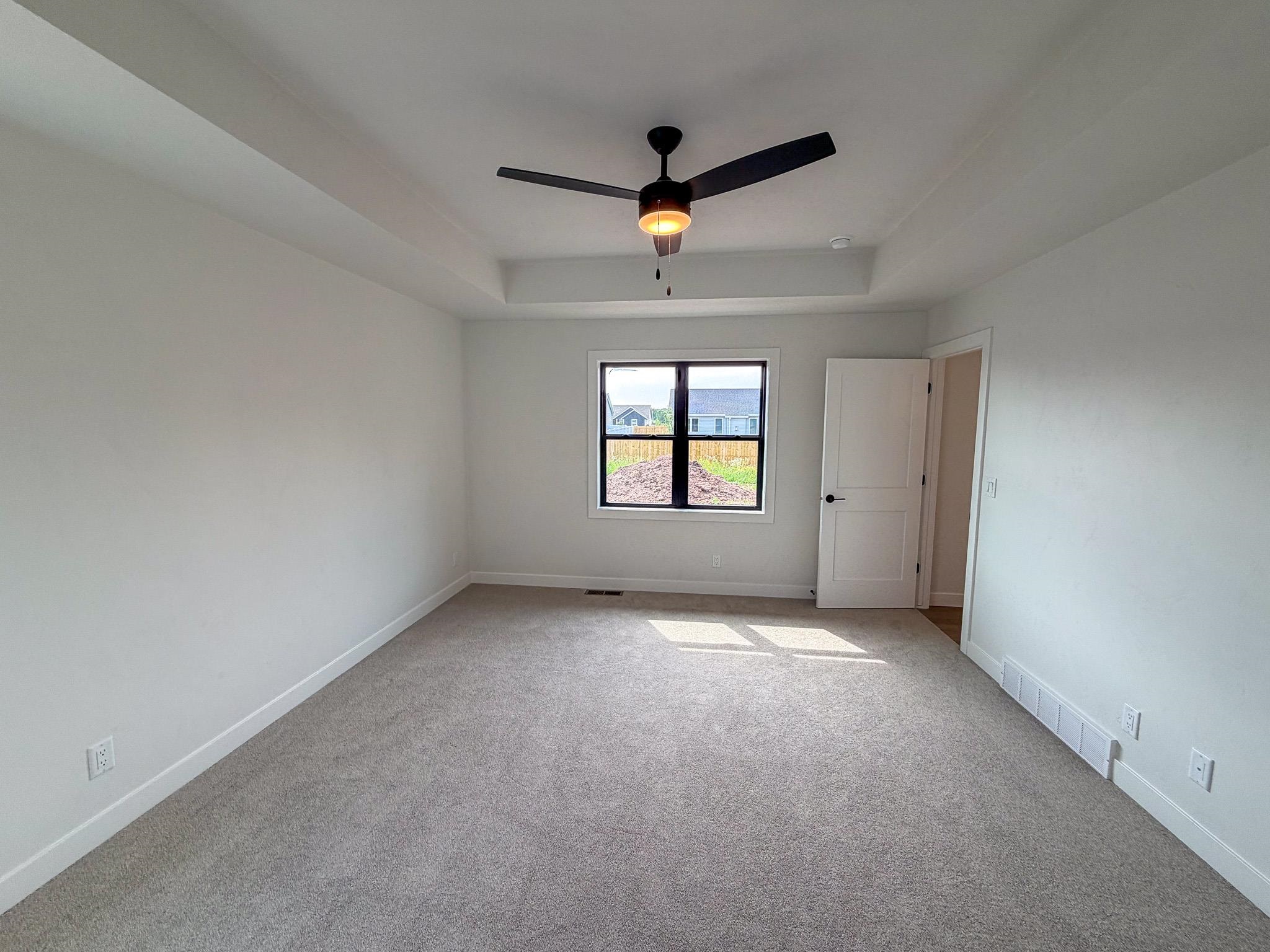 N8891 Killarney Way Menasha, WI 54952 - Photo 20 of 24 Gallery Image 20