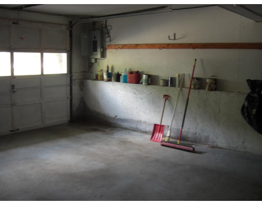 19 Pitman Drive Reading, MA 01867 - Photo 7 of 9