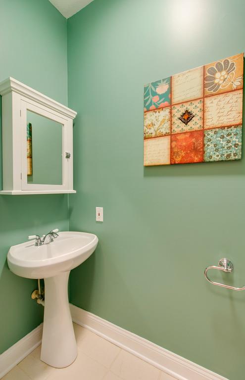 947 Bold Springs Road McEwen, TN 37101 - Photo 18 of 27 1/2 Bath