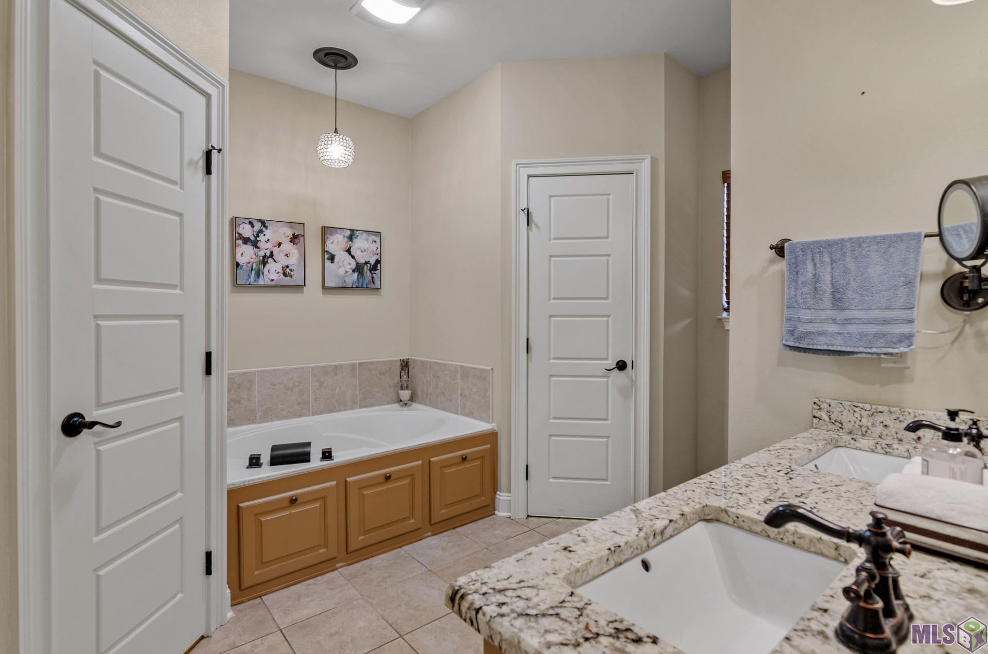 9041 Willow Point Drive Denham Springs, LA 70726 - Photo 12 of 22