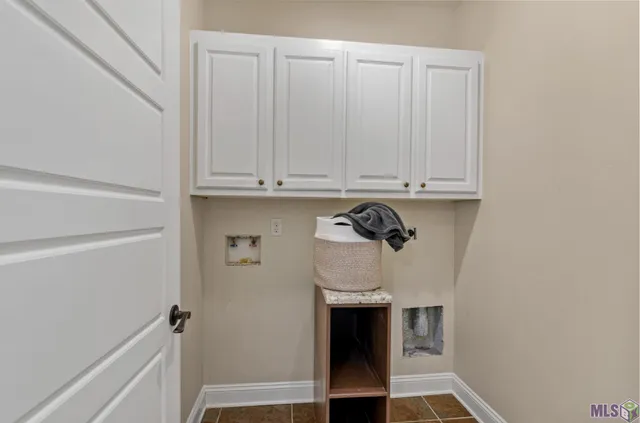 $285,000 | 9041 Willow Point Drive, Denham Springs, LA 70726