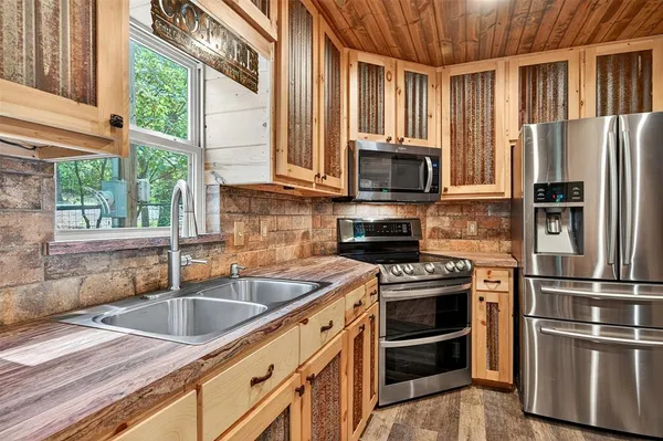$255,000 | 181 Stone Circle, Gordonville, TX 76245
