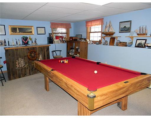 12 Miller Road Lisbon, ME 04250 - Photo 11 of 25 Den/Family/Great Room.