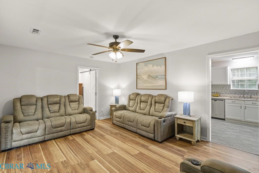 8884 Marlfield Road Gloucester, VA 23061 - Photo 5 of 36 Gallery Image 5