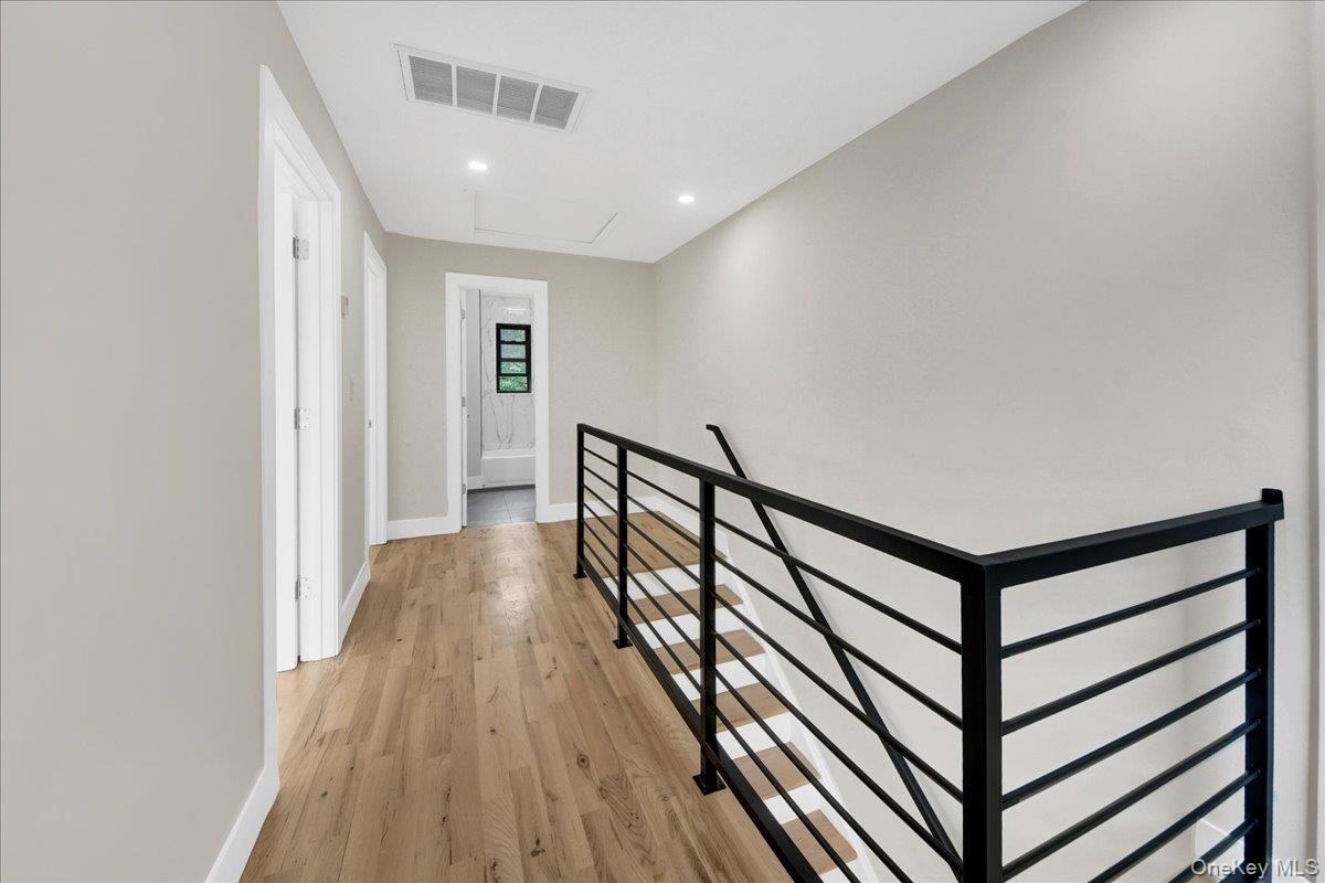 81 Ridge Road Yonkers, NY 10705 - Photo 17 of 31 Gallery Image 17