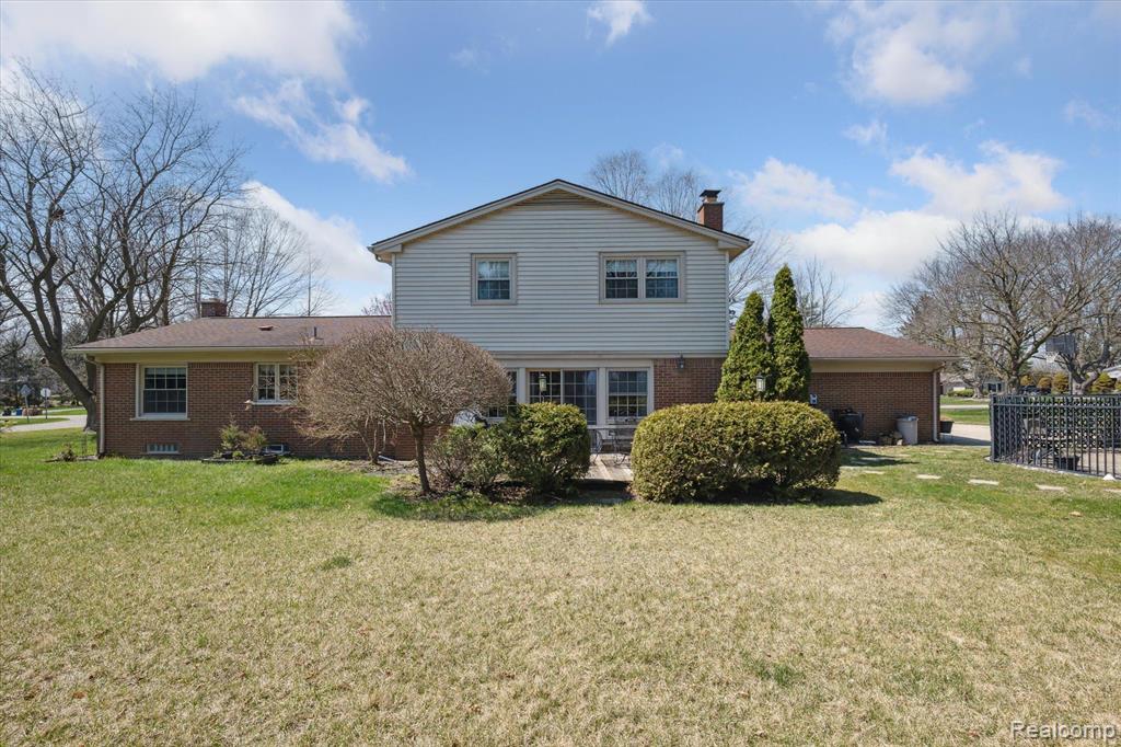 5675 Thorny Ash Road Rochester, MI 48306 - Photo 34 of 37