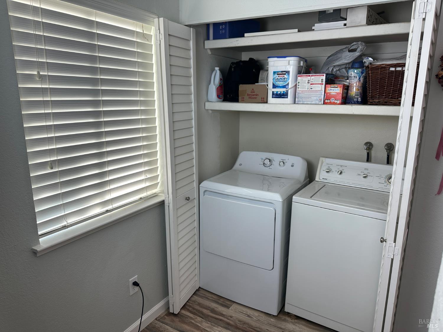 172 Courtyards East Windsor, CA 95492 - Photo 11 of 15 a utility room with dryer and washer