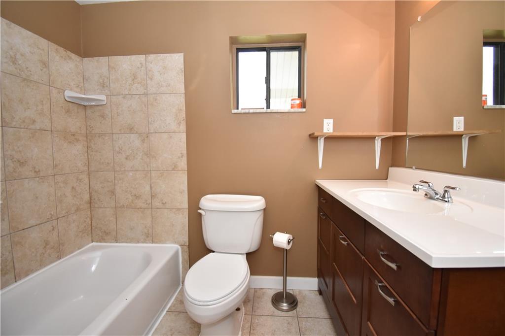 1095 Noblestown Road Oakdale, PA 15071 - Photo 14 of 18 Gallery Image 14