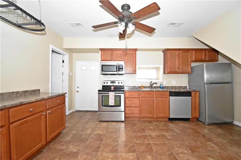 1095 Noblestown Road Oakdale, PA 15071 - Photo 8 of 18 Gallery Image 8