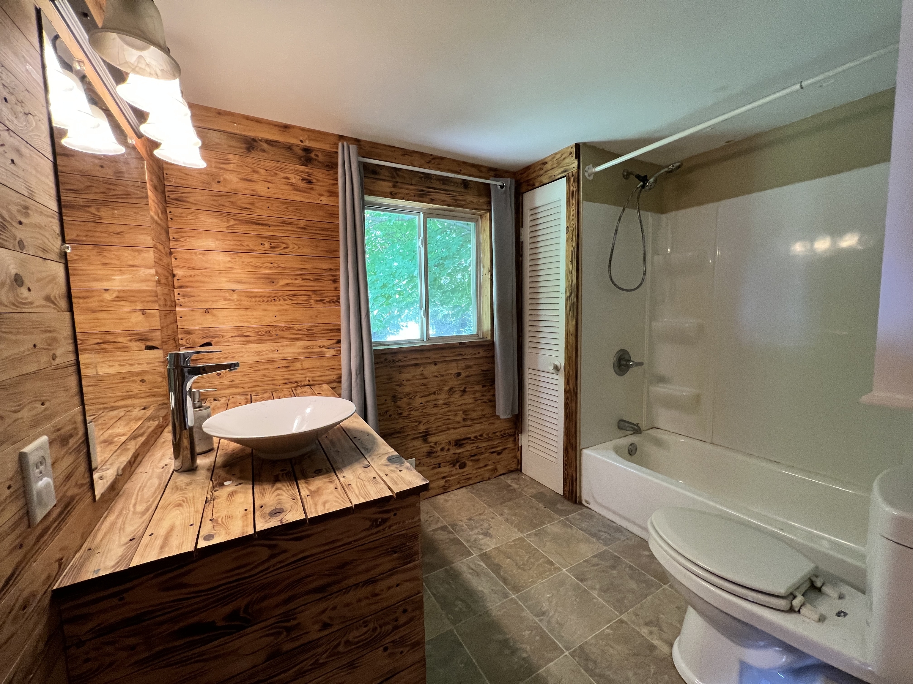 11902 Kuhn Road Mooreland, IN 47360 - Photo 5 of 14