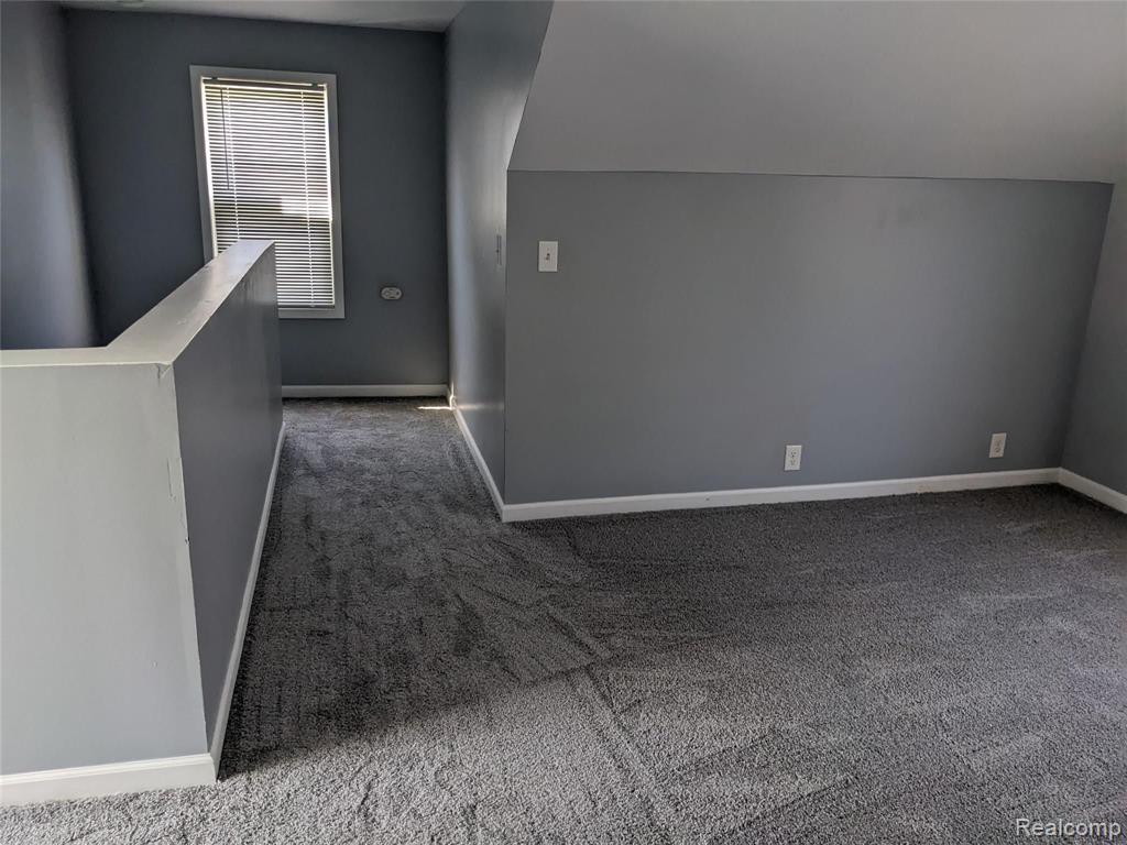 10033 Patton Street Detroit, MI 48228 - Photo 23 of 28