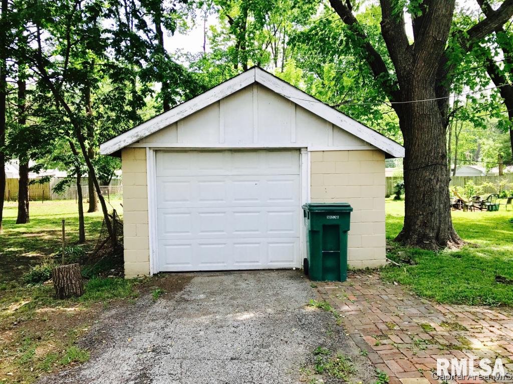 3324 South 4th Street Springfield, IL 62703 - Photo 2 of 15