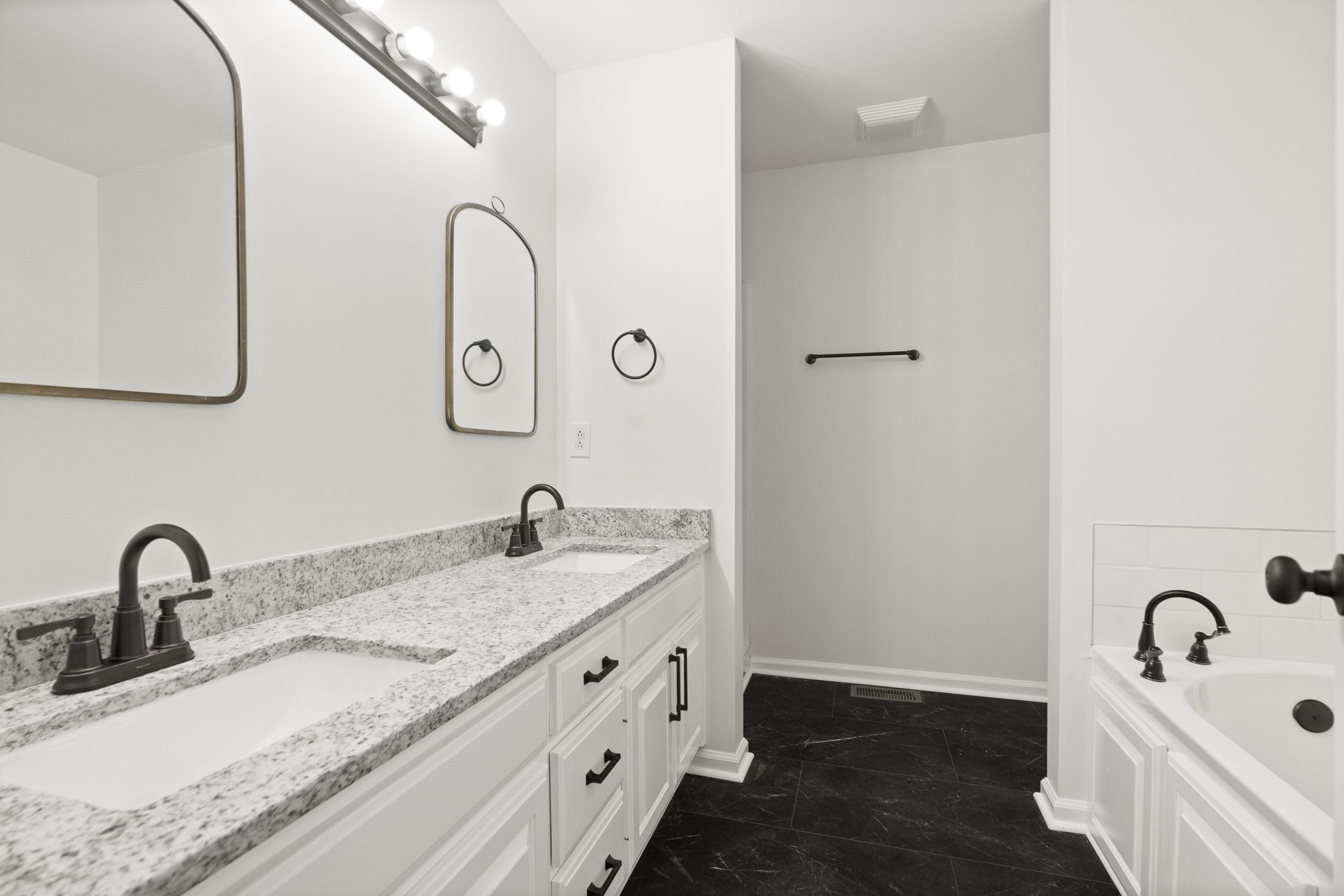 164 Foxrun Springfield, TN 37172 - Photo 23 of 37 a bathroom with a sink and a bathtub