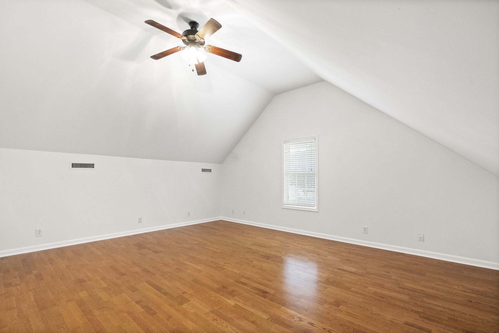 164 Foxrun Springfield, TN 37172 - Photo 33 of 37 an empty room with wooden floor and fan