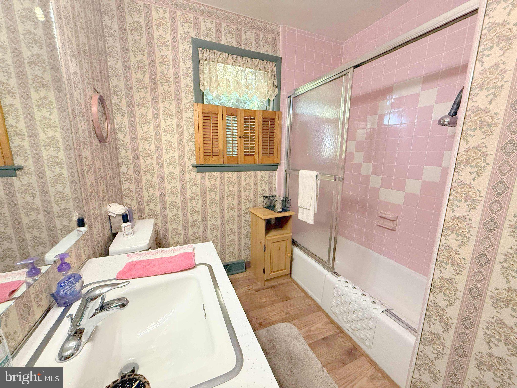 642 Forest Grove Road Vineland, NJ 08360 - Photo 21 of 33 Full Bathroom #2