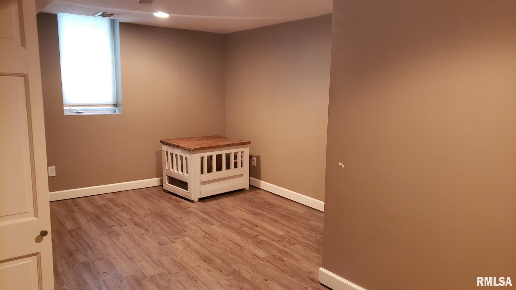 3330 8th Street Moline, IL 61265 - Photo 18 of 22 Gallery Image 18