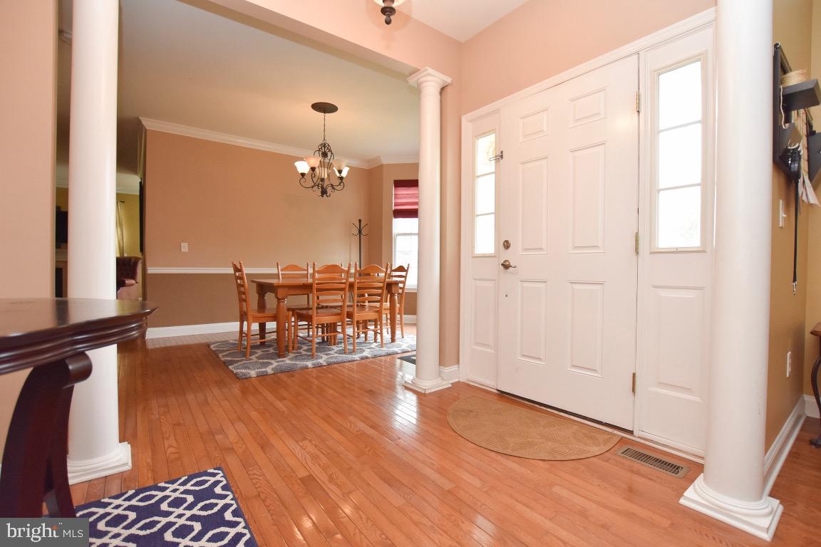 132 Castleton Road Delran, NJ 08075 - Photo 3 of 40
