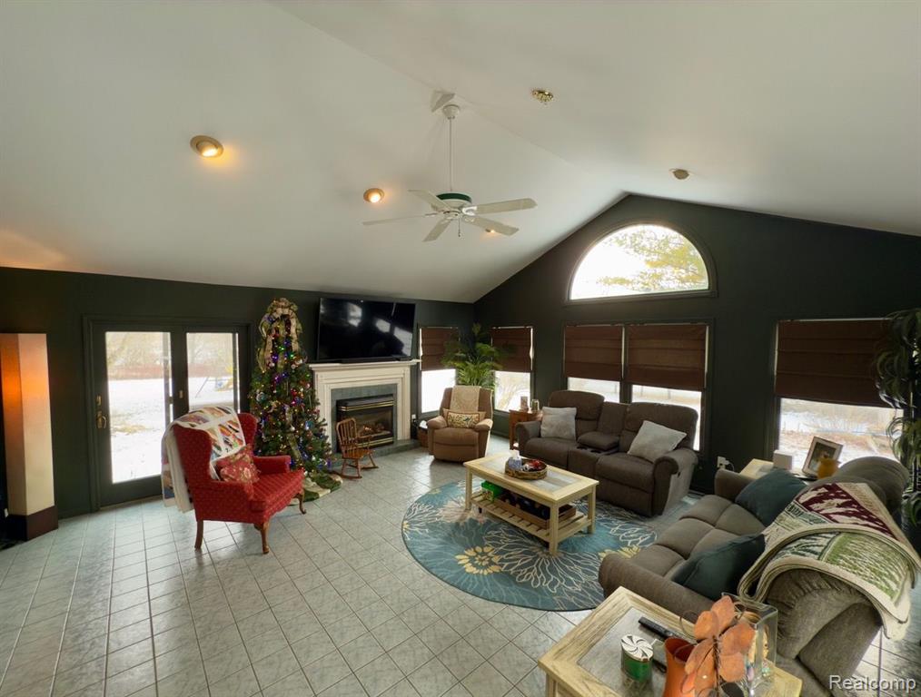 8086 Linden Road Fenton, MI 48430 - Photo 25 of 46 Gallery Image 25