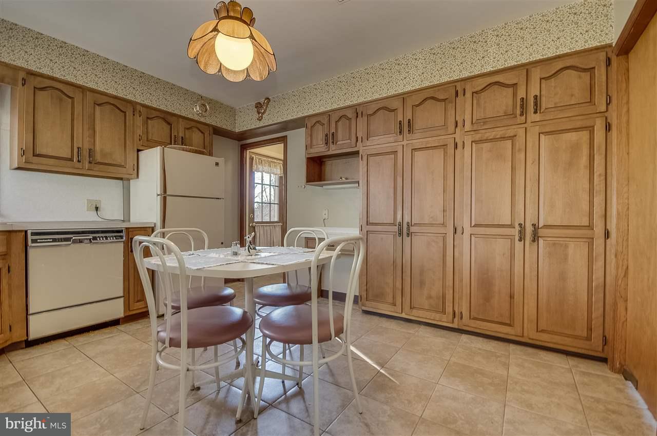 1501 Knollcrest Road Harrisburg, PA 17112 - Photo 7 of 23 Gallery Image 7