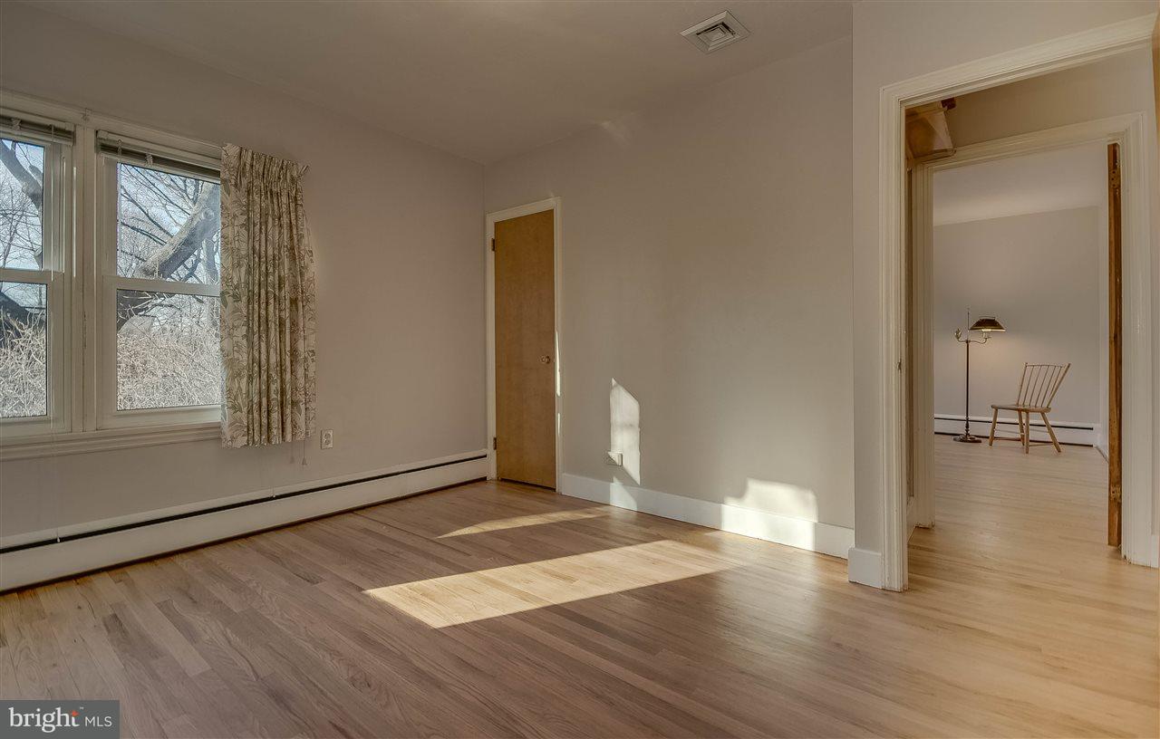 1501 Knollcrest Road Harrisburg, PA 17112 - Photo 10 of 23 Gallery Image 10