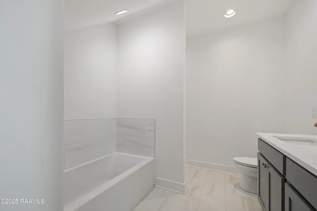 $1,895 | 210 Steiner Oaks, Lafayette, LA 70508