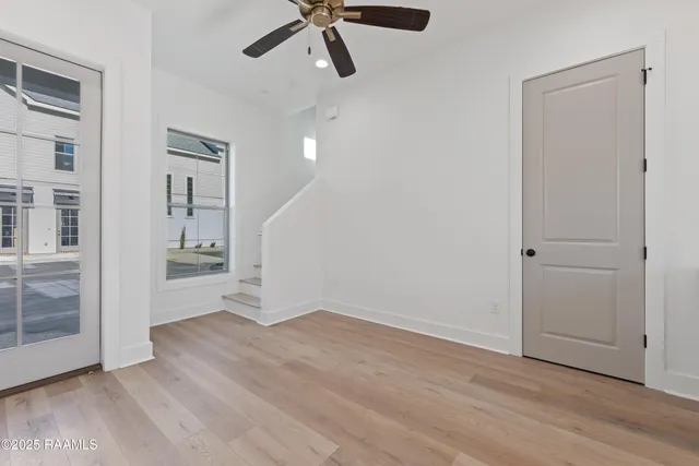 $1,975 | 210 Steiner Oaks, Lafayette, LA 70508