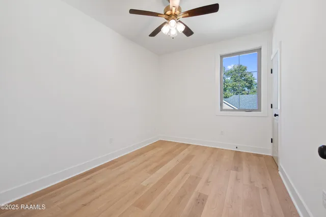 $1,975 | 210 Steiner Oaks, Lafayette, LA 70508