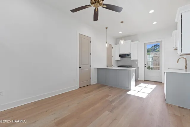 $1,895 | 210 Steiner Oaks, Lafayette, LA 70508