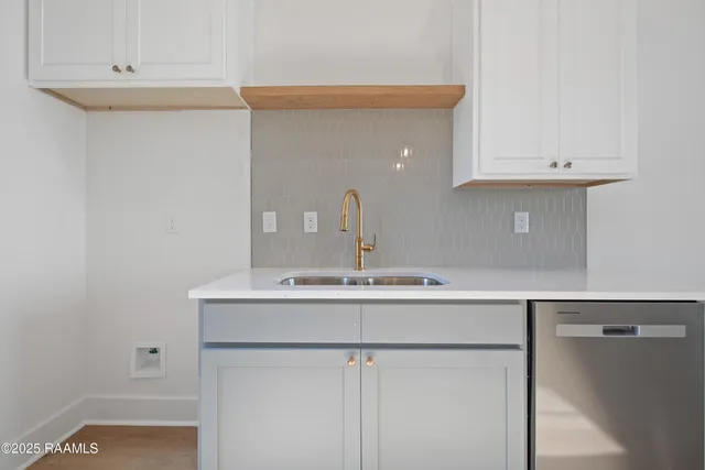 $1,975 | 210 Steiner Oaks, Lafayette, LA 70508