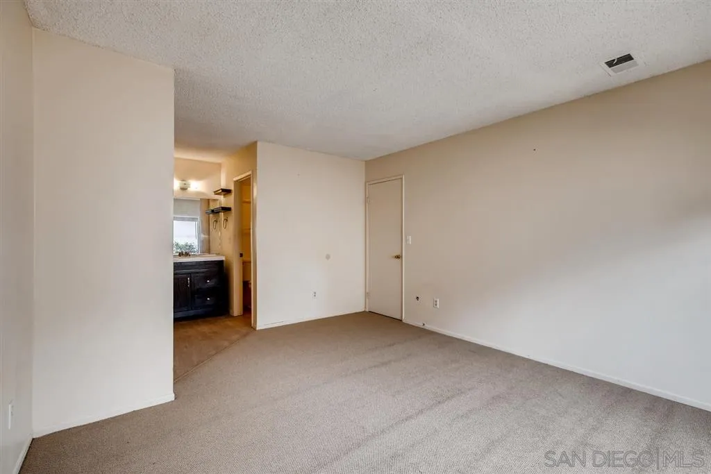 5415 Rocking Horse Lane Oceanside, CA 92057 - Photo 14 of 24 Gallery Image 14