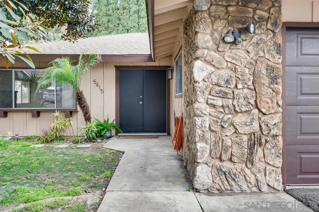 5415 Rocking Horse Lane Oceanside, CA 92057 - Photo 2 of 24 Gallery Image 2