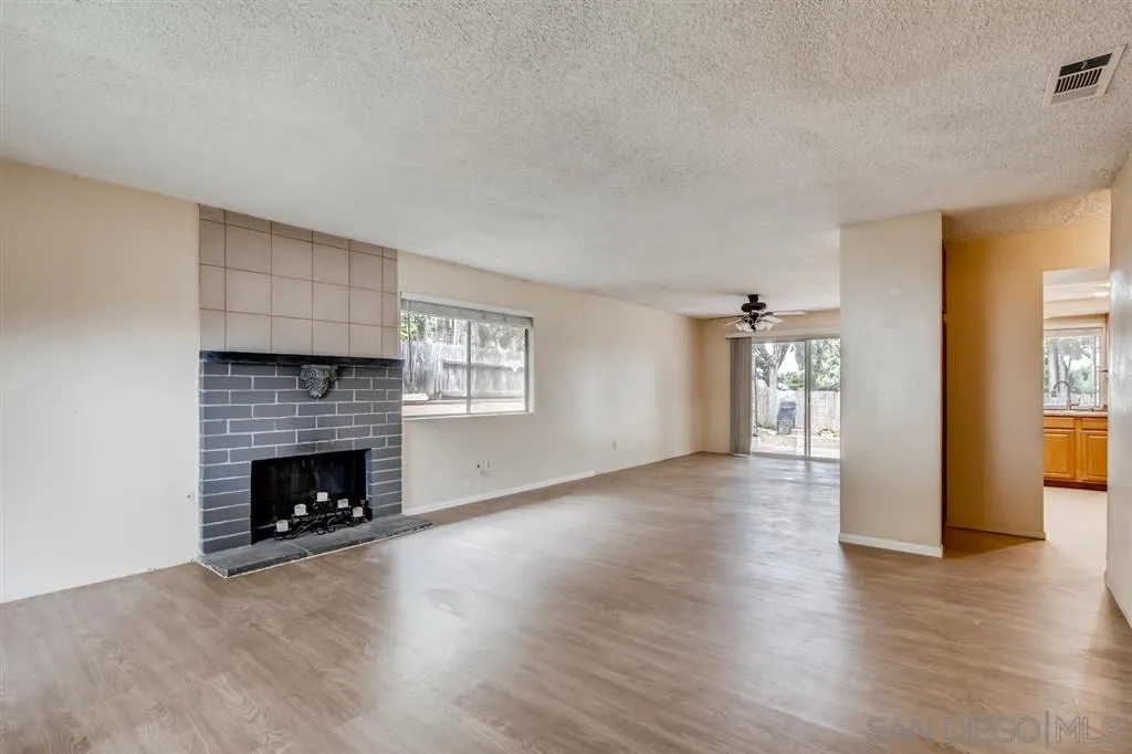 5415 Rocking Horse Lane Oceanside, CA 92057 - Photo 3 of 24 Gallery Image 3