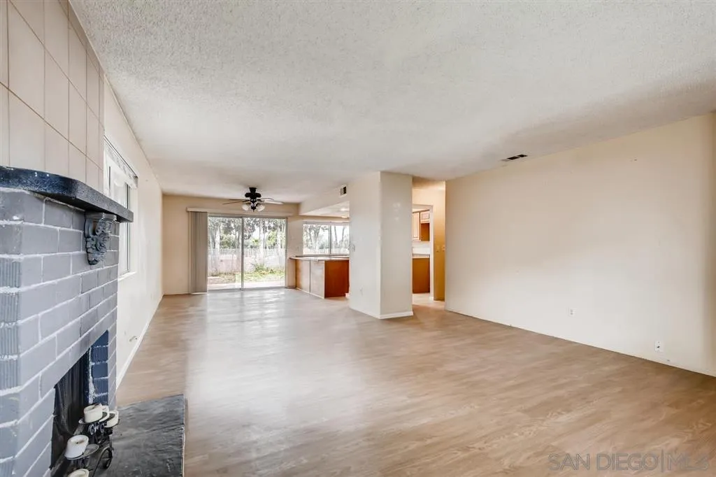5415 Rocking Horse Lane Oceanside, CA 92057 - Photo 6 of 24 Gallery Image 6