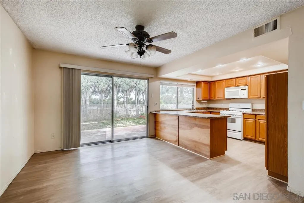5415 Rocking Horse Lane Oceanside, CA 92057 - Photo 7 of 24 Gallery Image 7