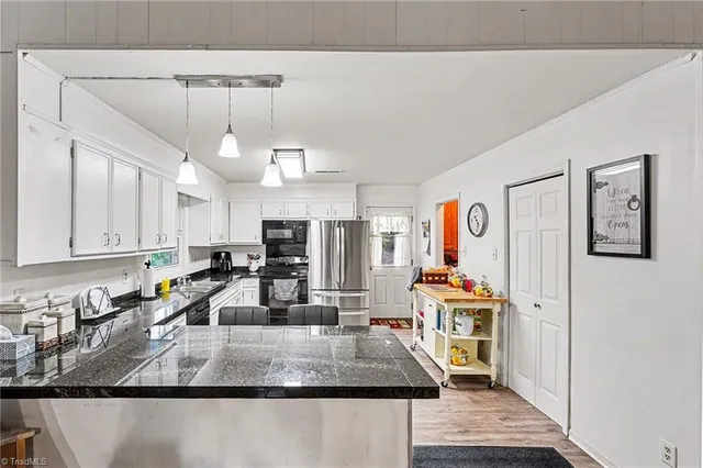 $380,000 | 8101 Eastridge Road, Oak Ridge, NC 27310