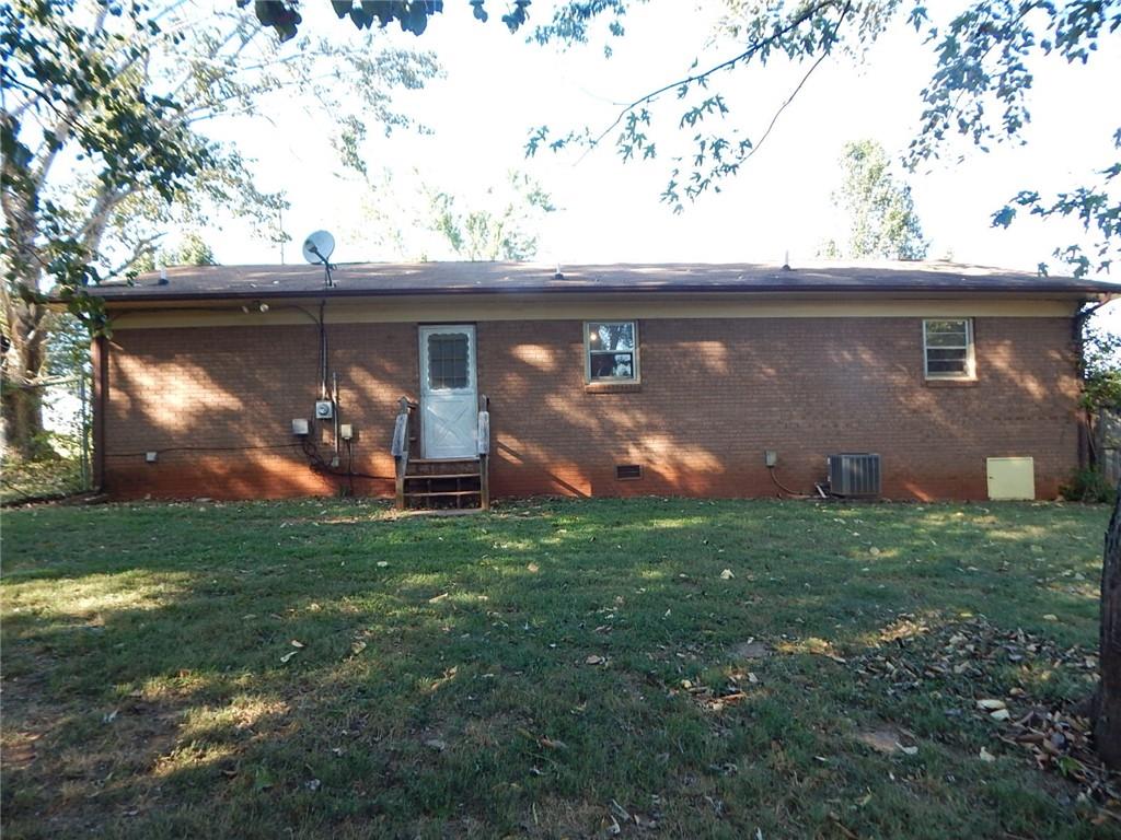 1876 Jarrett Farm Road Newton, NC 28658 - Photo 17 of 22 Gallery Image 17