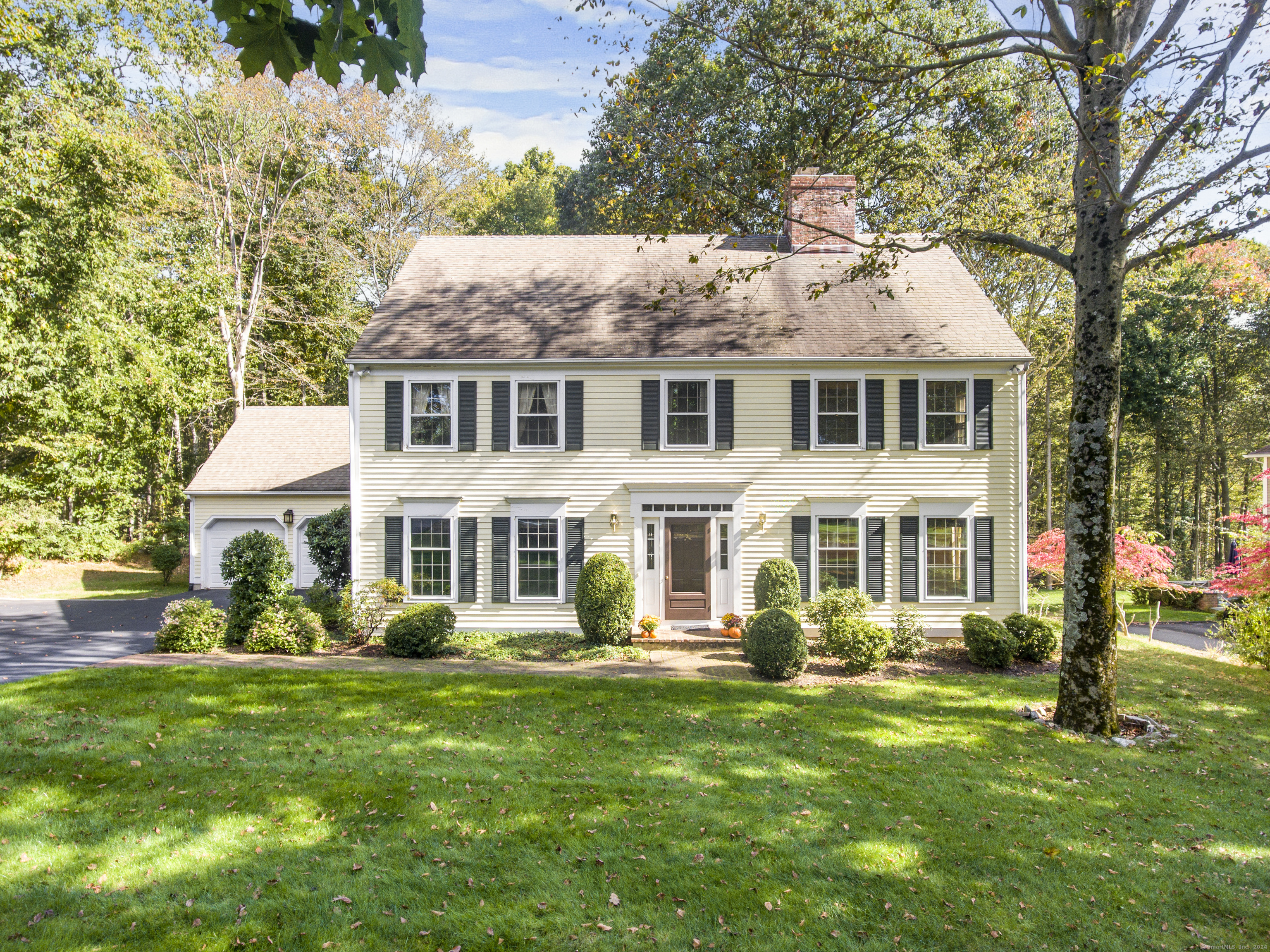 910 Flintlock Road Fairfield, CT 06890 - Photo 1 of 1 910 Flintlock Road - Classic colonial in coveted Southport Ridge